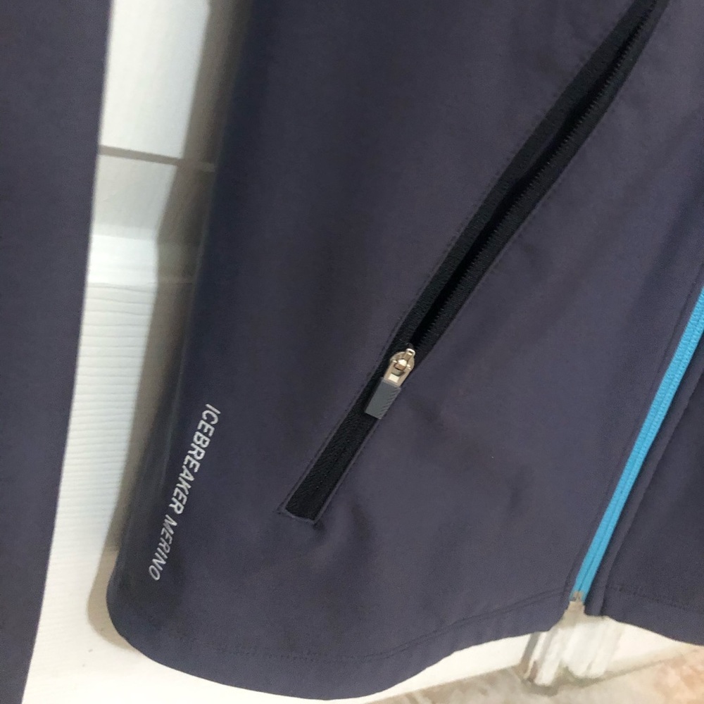 Icebreaker Windproof Jacket. Worn Once Literally - image 5